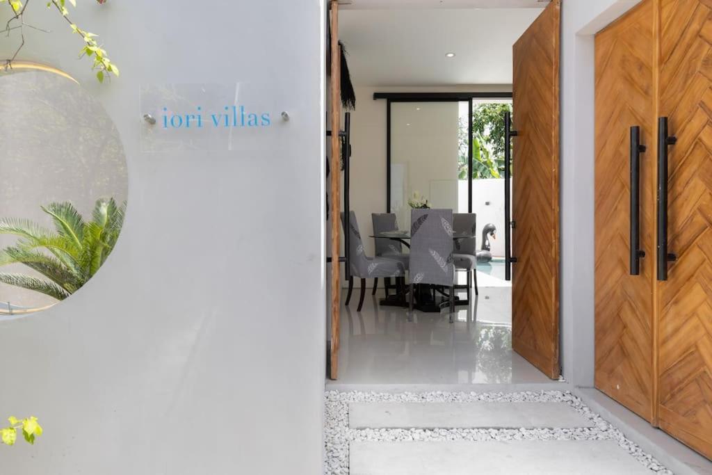 The R Villa Kaba - Incl. Motorbikes Seminyak Exterior foto